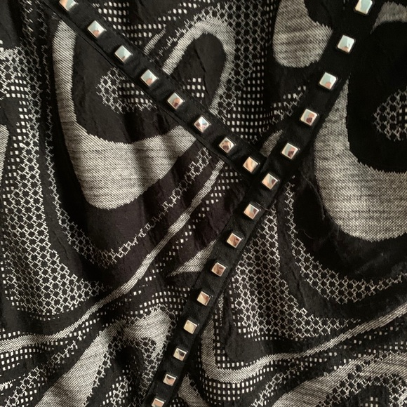 Frank Lyman Design Cowl Neck Top - Picture 3 of 6